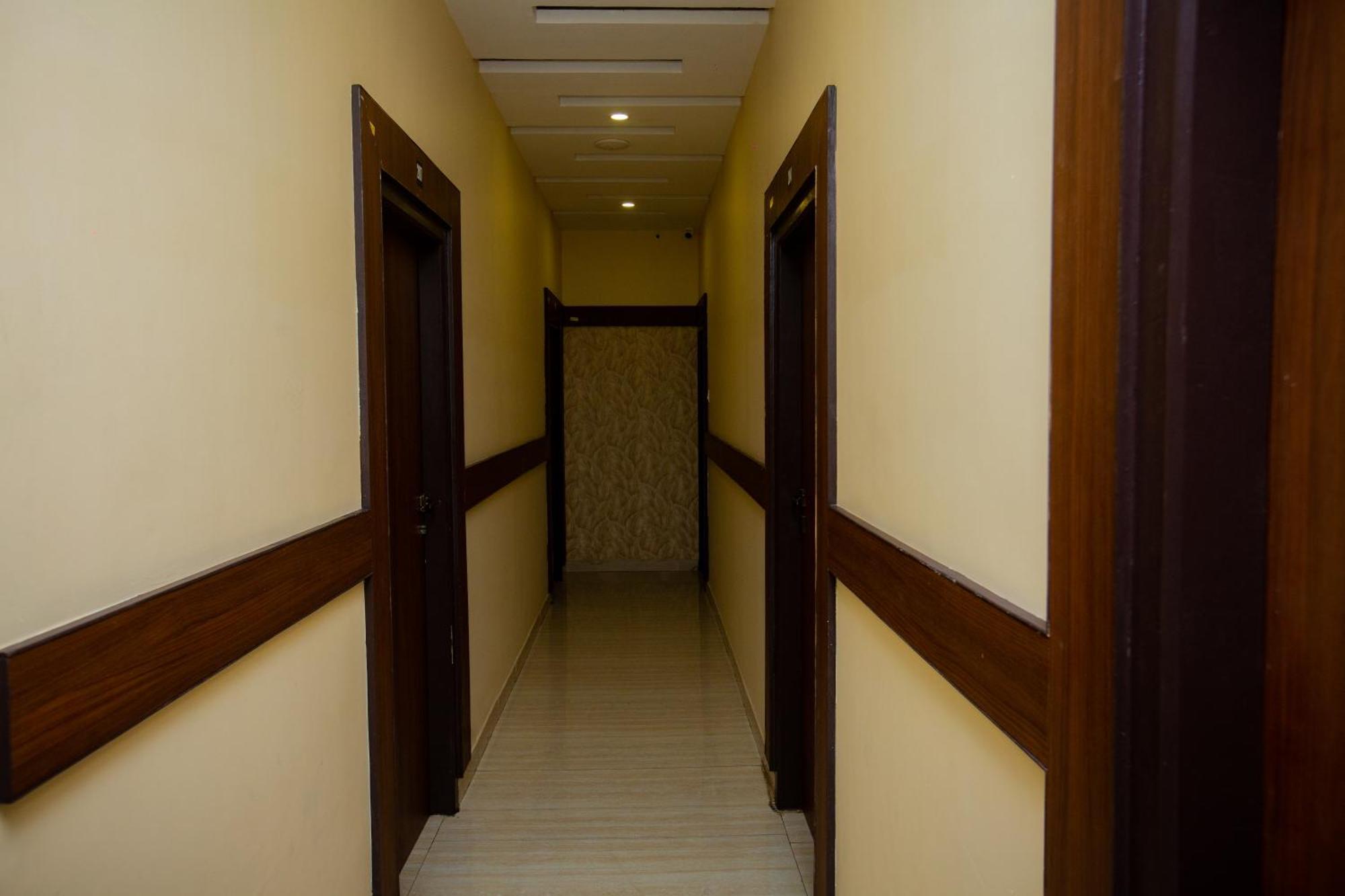 The Park Avenue Hotel - Business Class Hotel Near Central Railway Station Chennai Periyamet Экстерьер фото