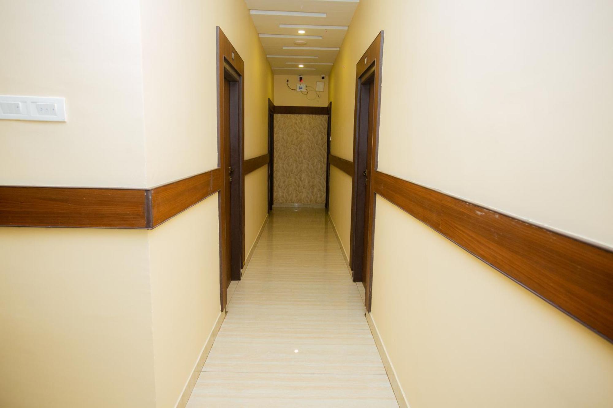 The Park Avenue Hotel - Business Class Hotel Near Central Railway Station Chennai Periyamet Экстерьер фото